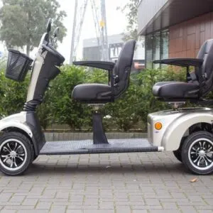 DOUBLE SEAT